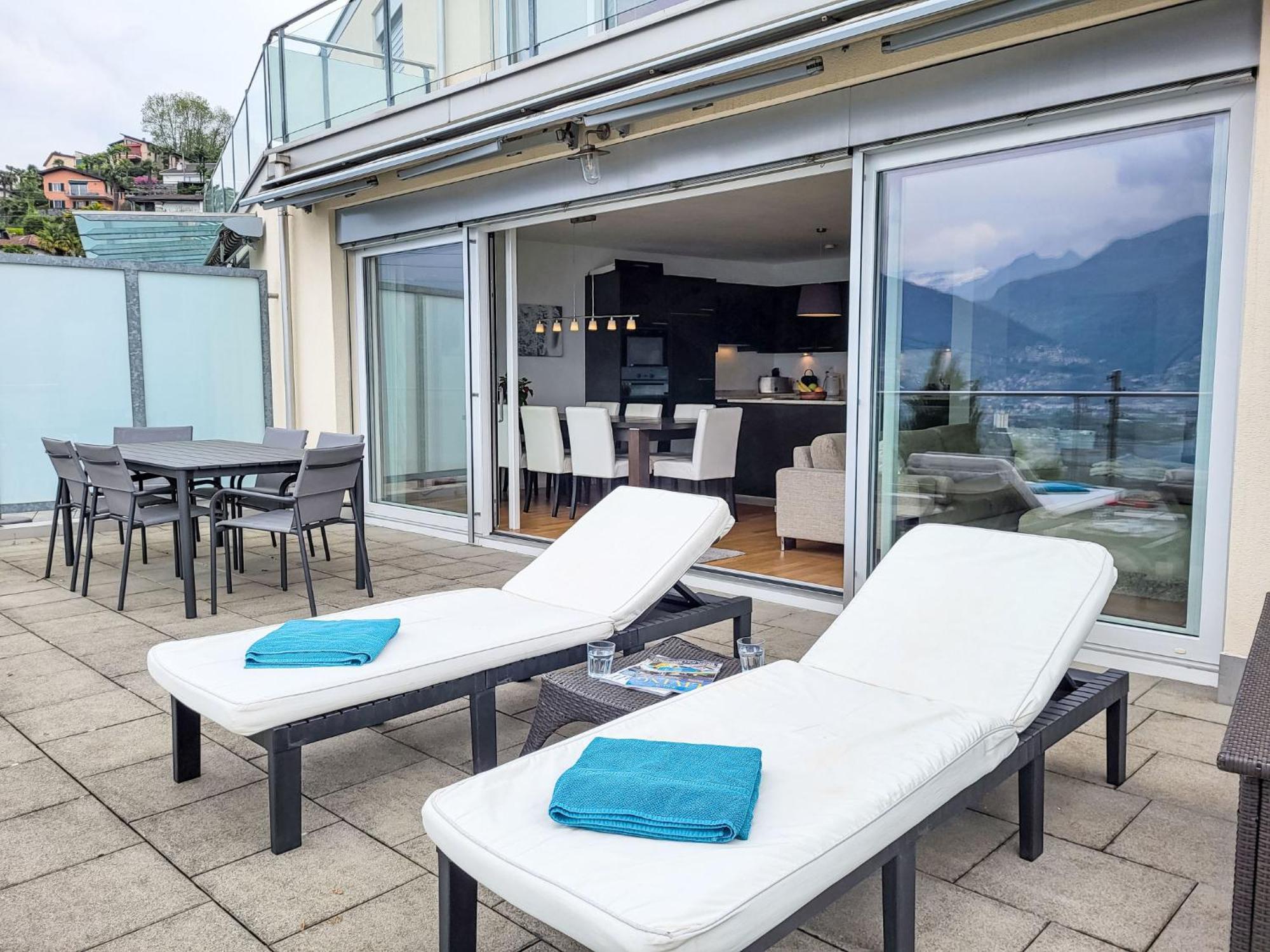 Apartment Vista Lago Maggiore 1-Floor Left By Interhome Gambarogno Exterior foto