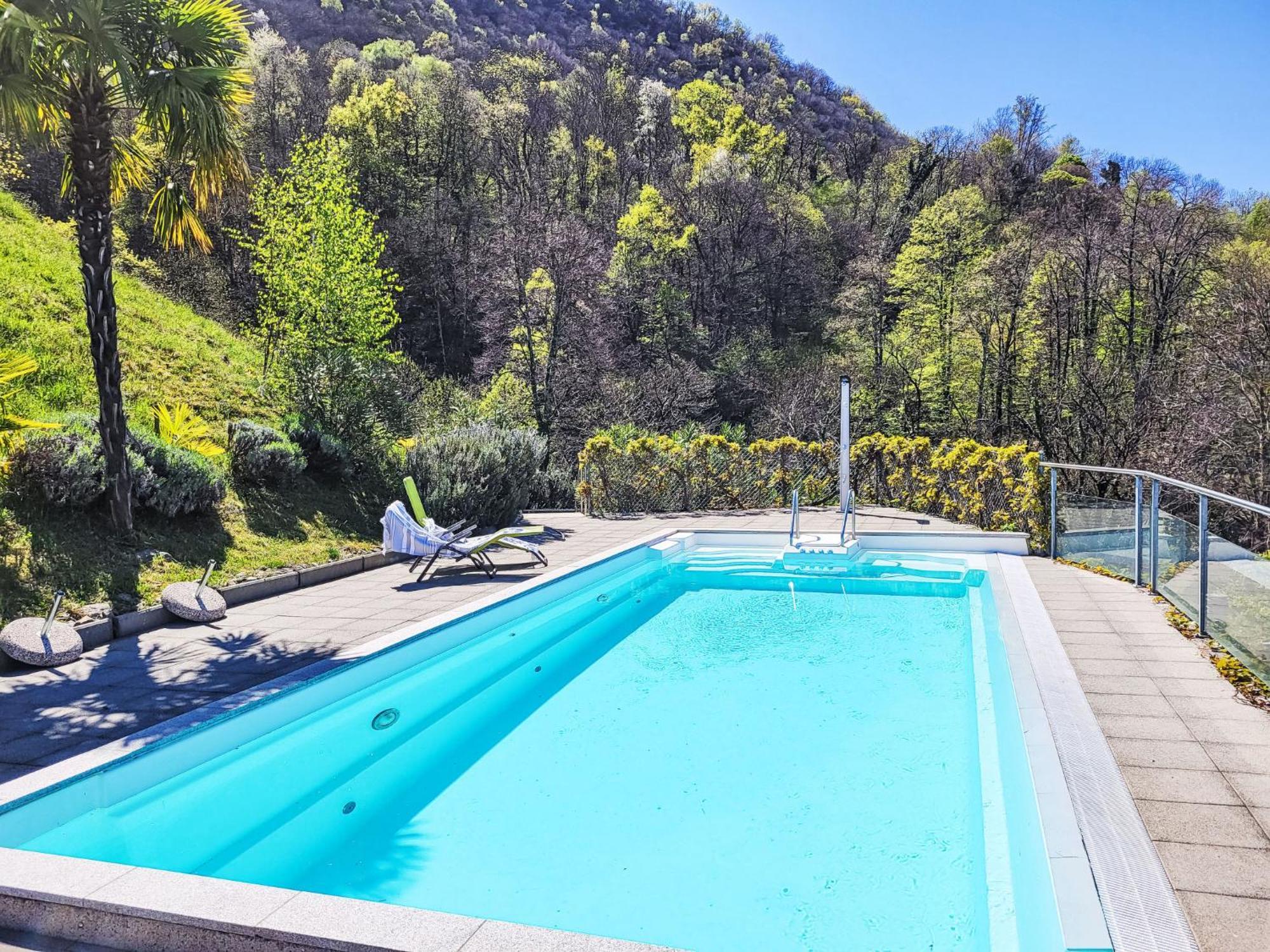 Apartment Vista Lago Maggiore 1-Floor Left By Interhome Gambarogno Exterior foto